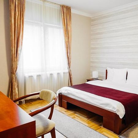 Villa Forest Belgrad Exteriör bild