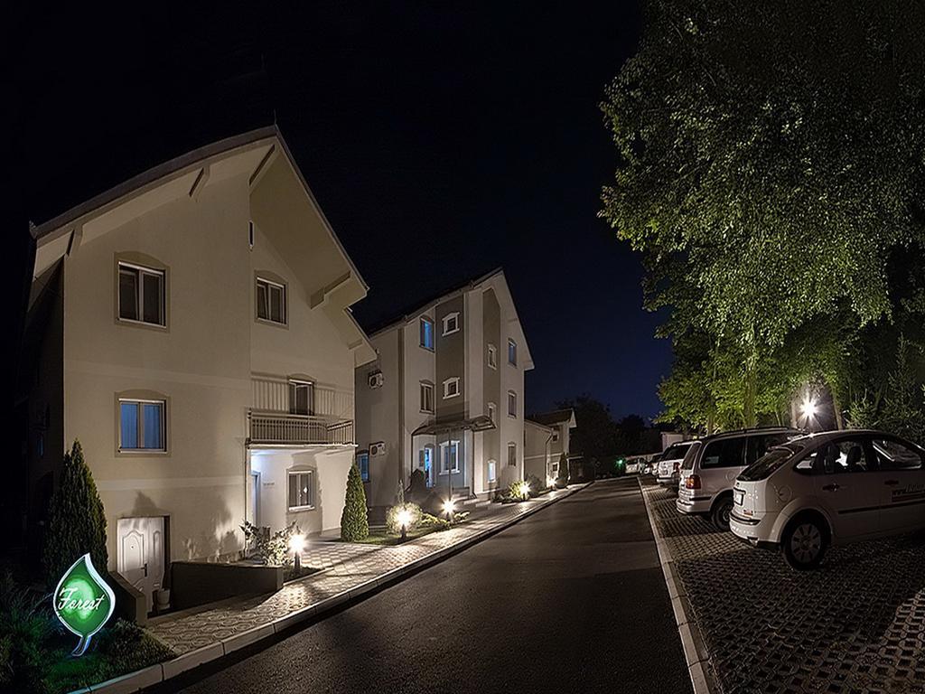 Villa Forest Belgrad Exteriör bild